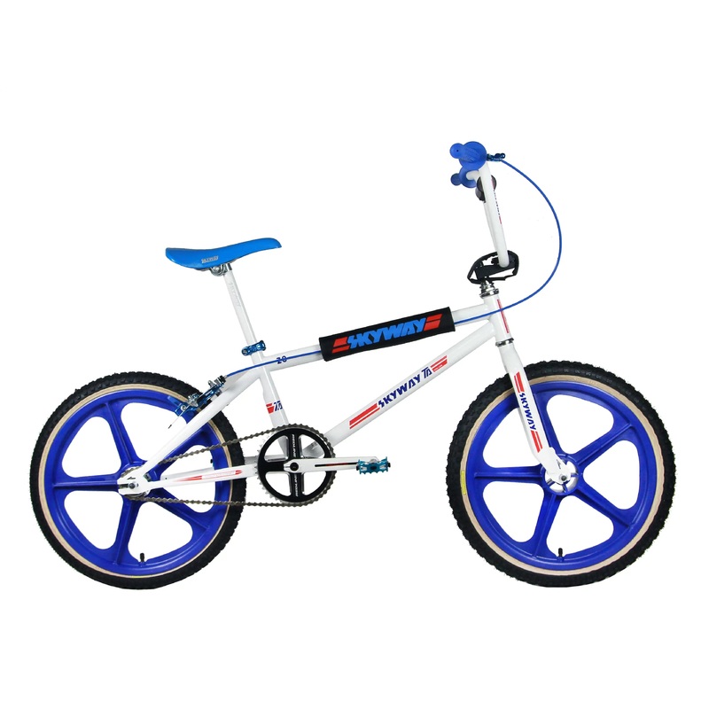 2022 Skyway TA 20 Replica